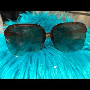 Foster Grant brown sunglasses